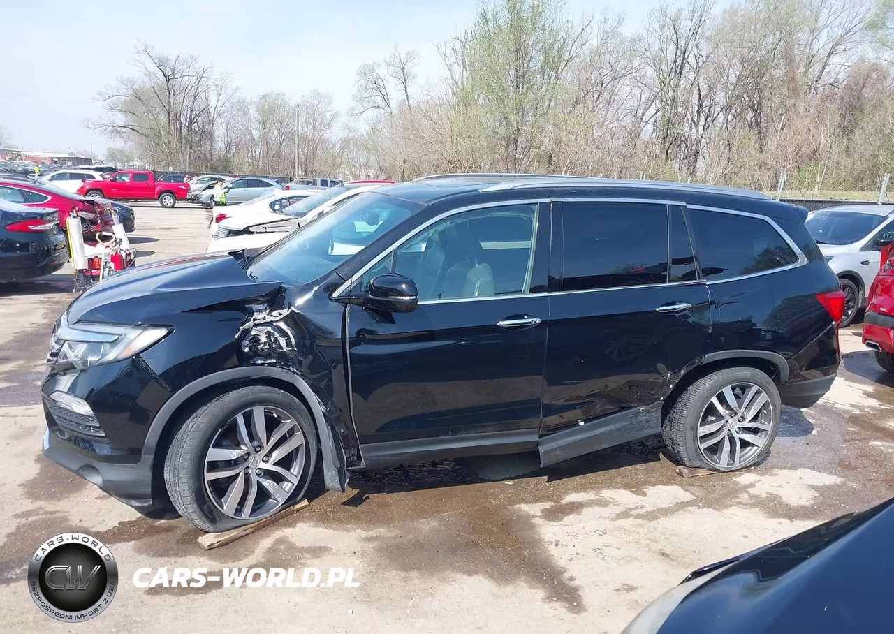 2017 Honda Pilot Touring VIN:5FNYF6H97HB073841 - 14