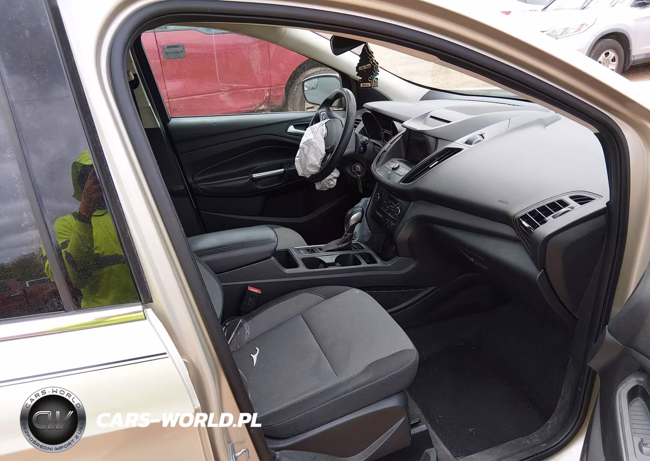 2018 Ford Escape Se VIN:1FMCU0GD2JUC16576 - 5
