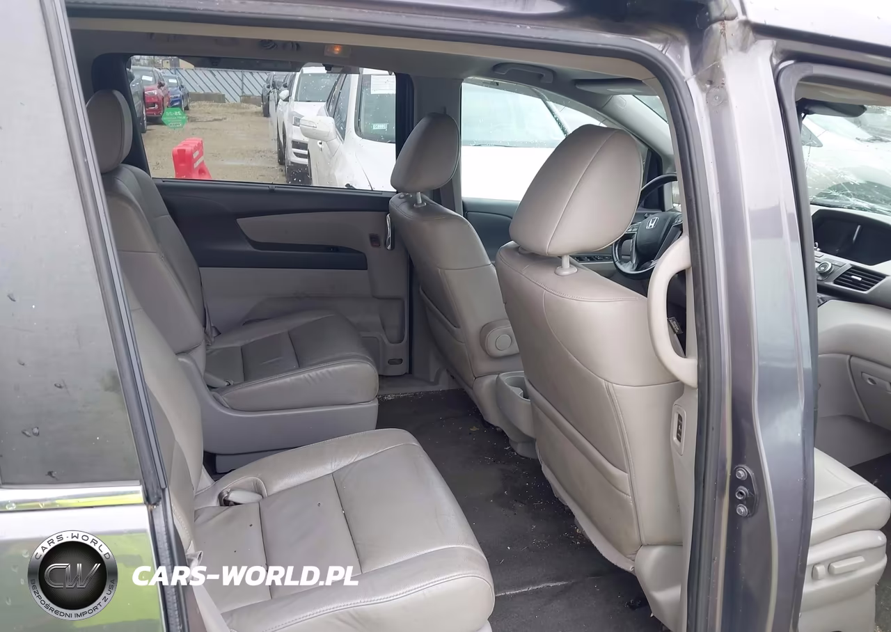 2015 Honda Odyssey Ex-L VIN:5FNRL5H62FB065317 - 8