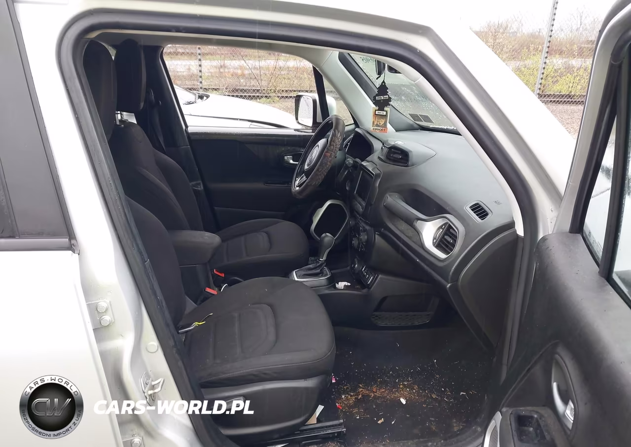 2018 Jeep Renegade Latitude 4X4 VIN:ZACCJBBB9JPJ02555 - 5
