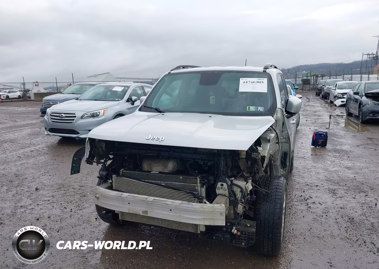 2018 Jeep Renegade Latitude 4X4 VIN:ZACCJBBB9JPJ02555 - 6