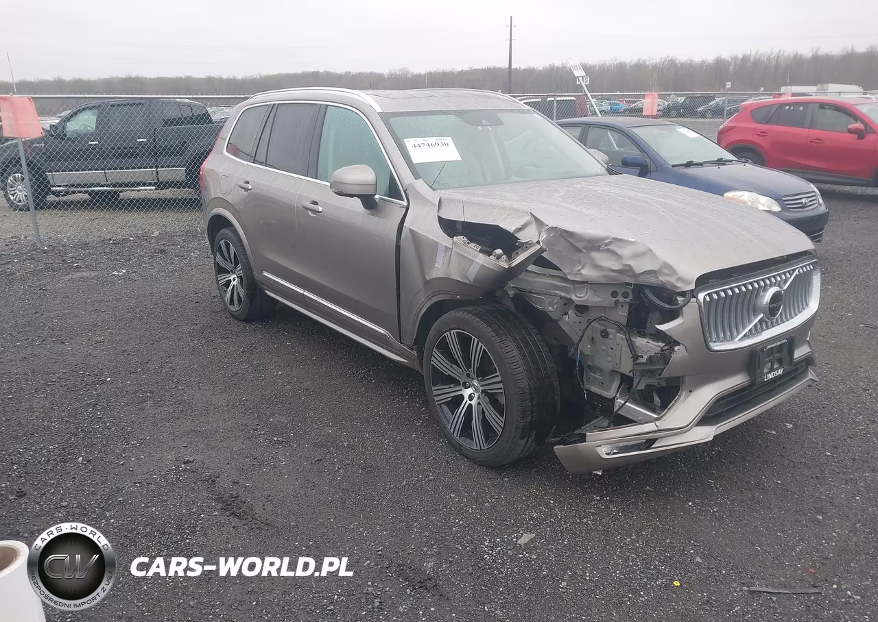 2022 Volvo Xc90 T6 Inscription 6 Passenger