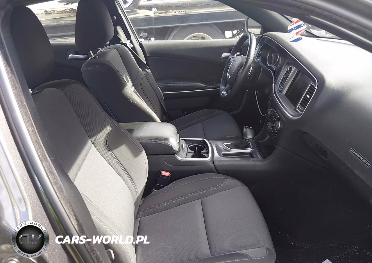 2019 Dodge Charger Sxt Awd VIN:2C3CDXJG6KH639072 - 5