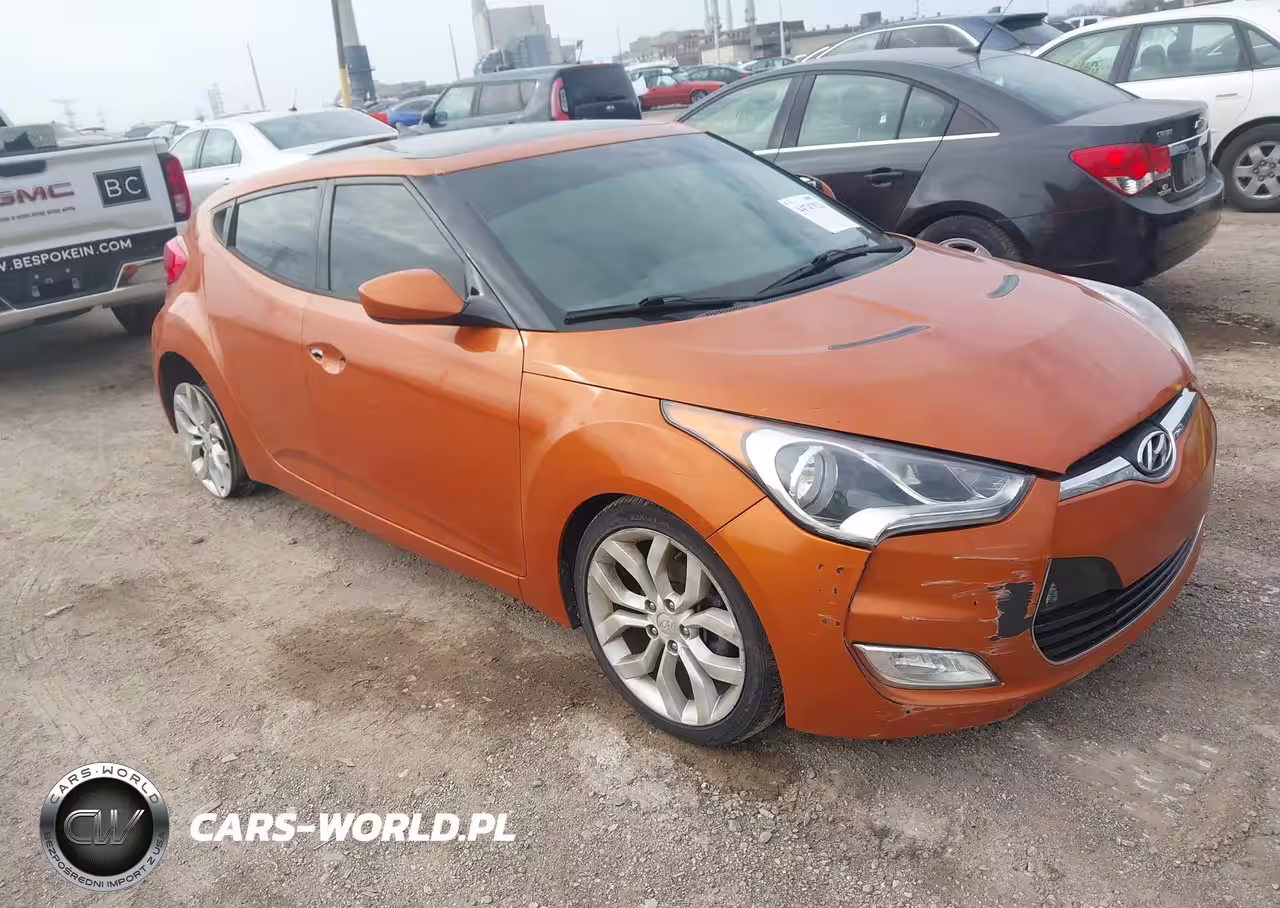 2013 Hyundai Veloster Base W-Black