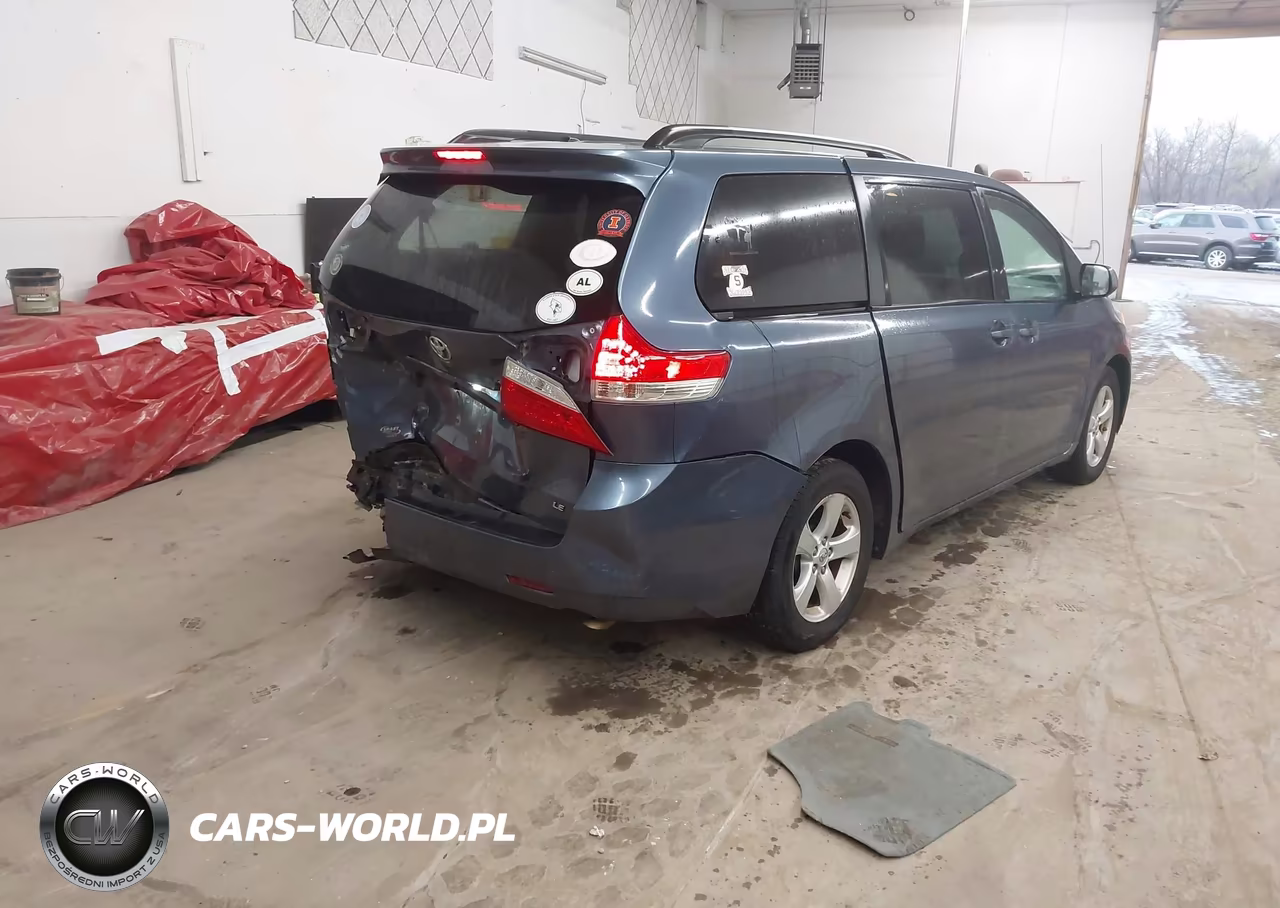 2014 Toyota Sienna Le V6 8 Passenger VIN:5TDKK3DC2ES468034 - 4