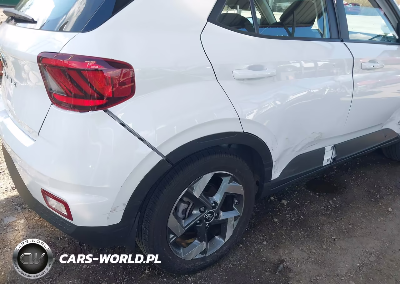 2024 Hyundai Venue Sel VIN:KMHRC8A35RU293322 - 18