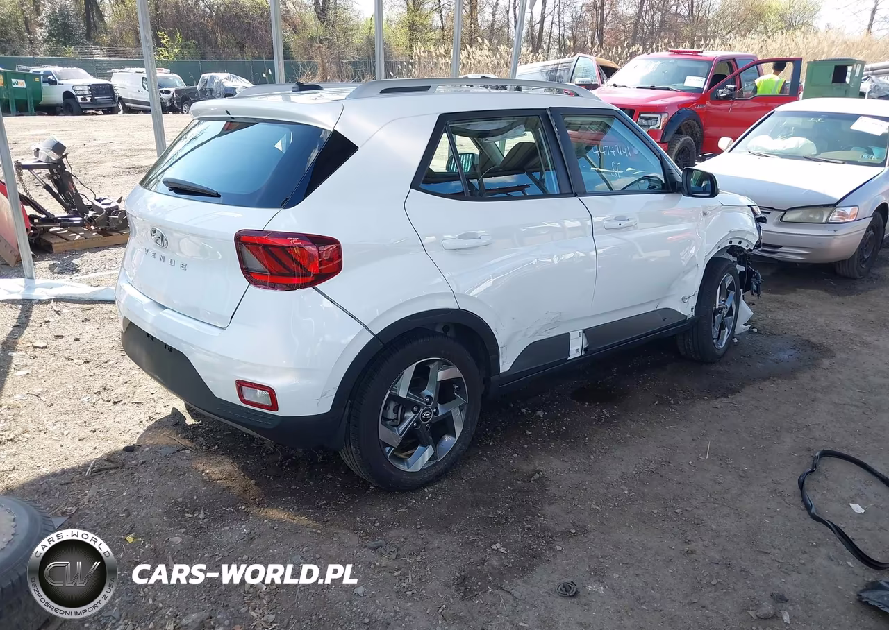 2024 Hyundai Venue Sel VIN:KMHRC8A35RU293322 - 4