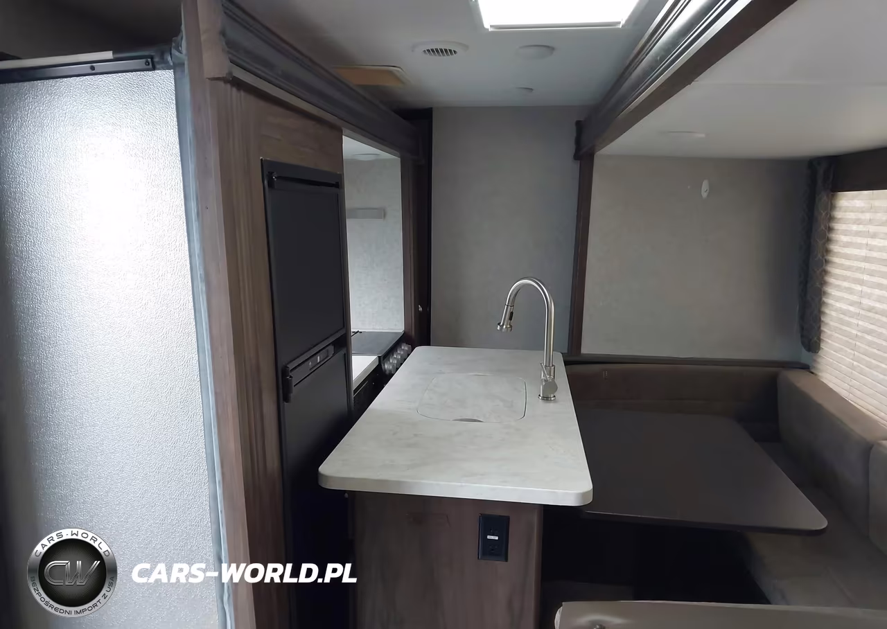 2019 Cherokee Forest River VIN:4X4TCKF29KX137113 - 5