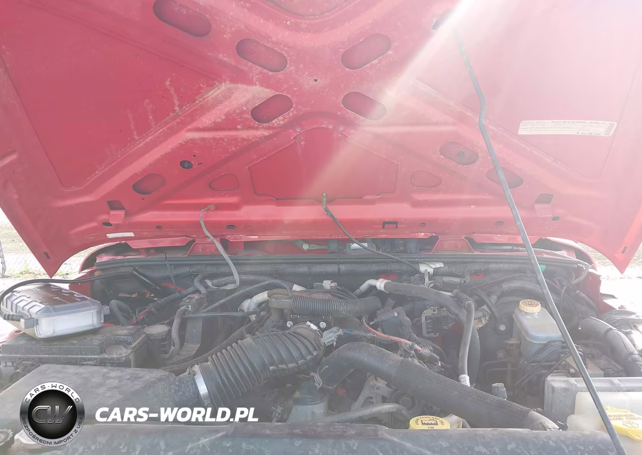 2008 Jeep Wrangler Unlimited X VIN:1J4GA39128L652647 - 10