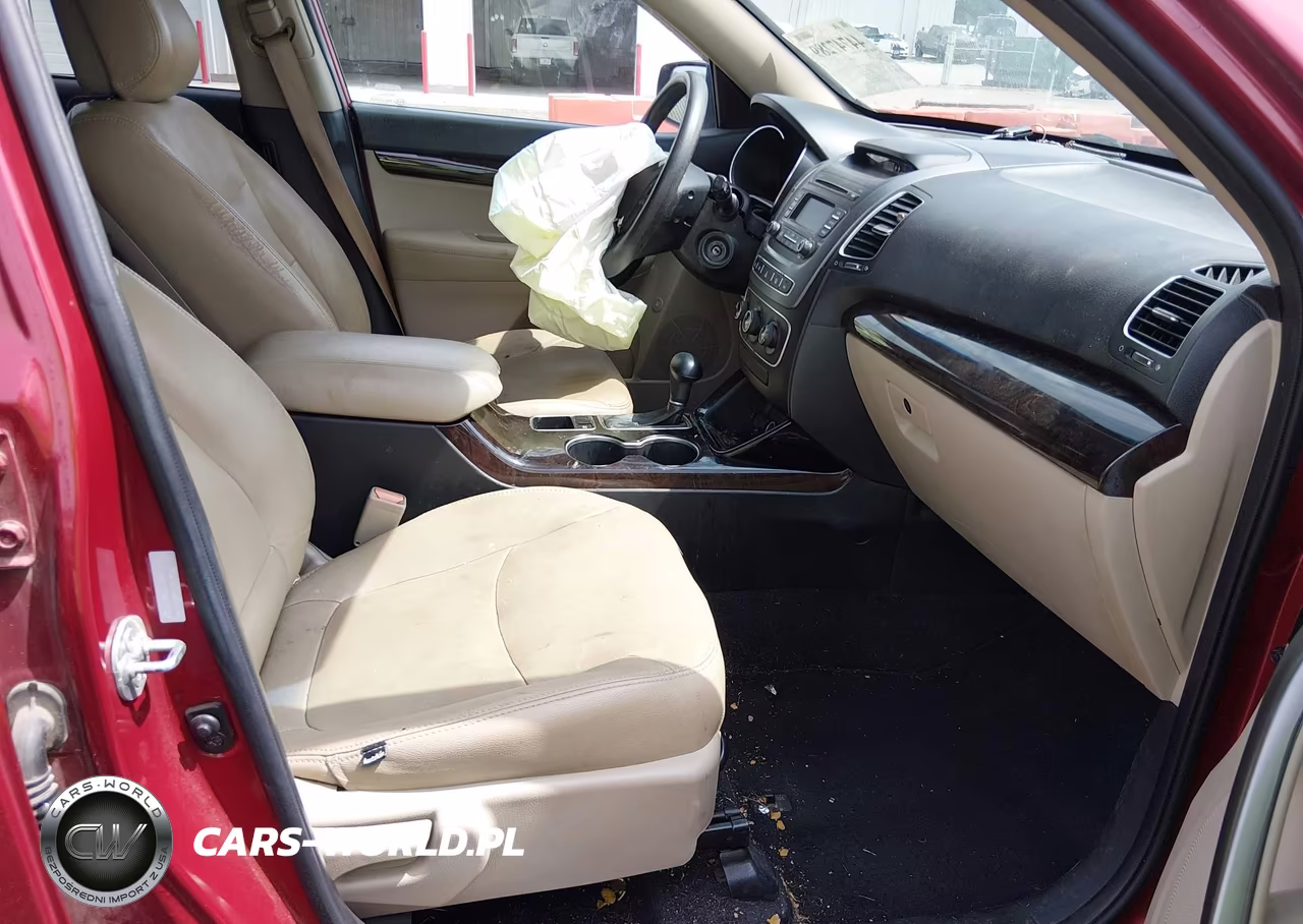 2014 Kia Sorento Lx VIN:5XYKT3A60EG462094 - 5