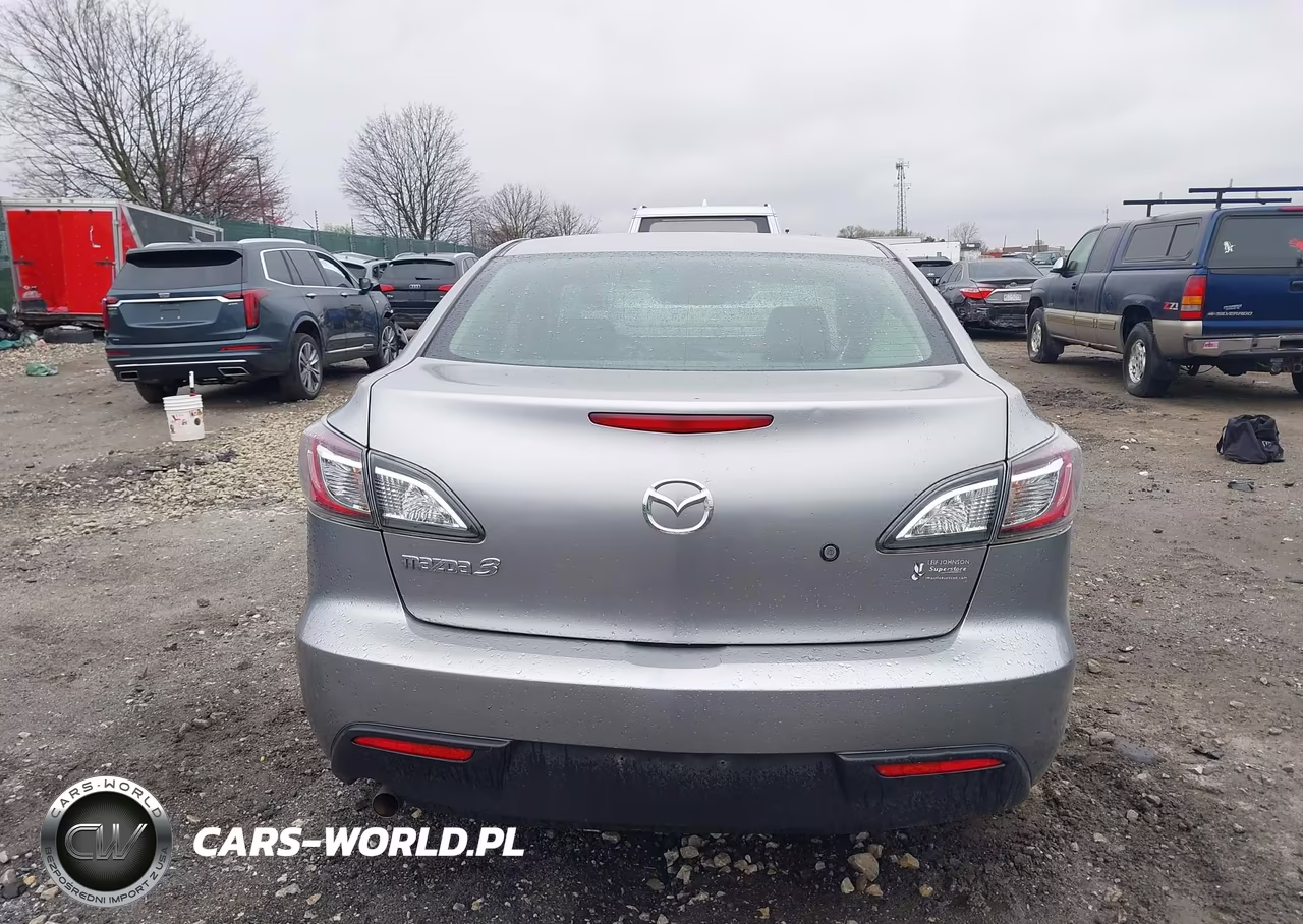 2011 Mazda Mazda3 I Sport VIN:JM1BL1UF9B1395362 - 15