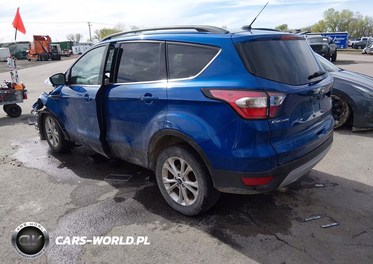 2017 Ford Escape Se VIN:1FMCU9GD4HUE70675 - 3