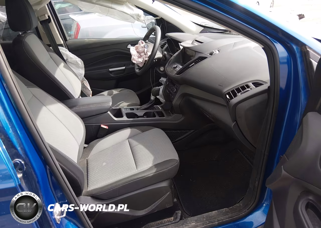2017 Ford Escape Se VIN:1FMCU9GD4HUE70675 - 5