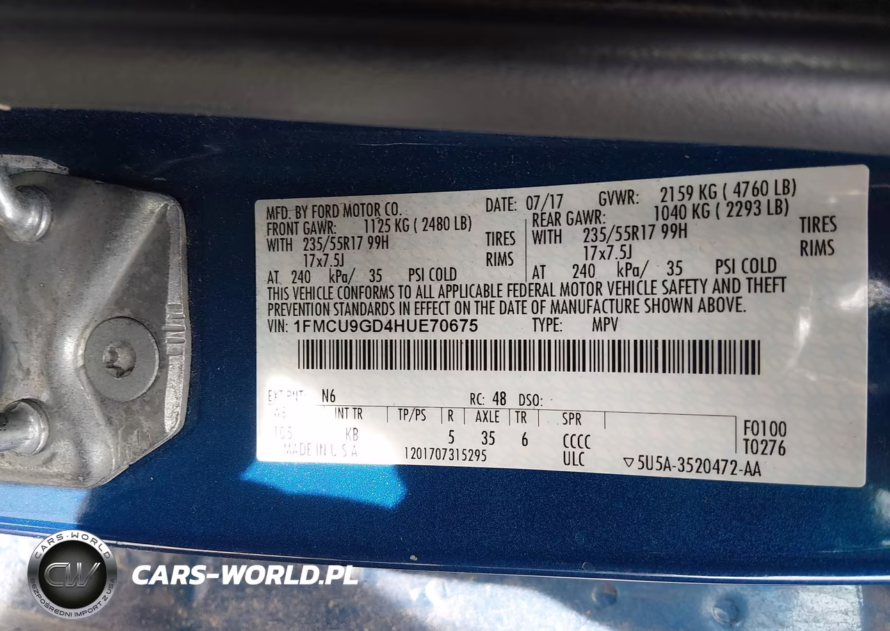 2017 Ford Escape Se VIN:1FMCU9GD4HUE70675 - 9