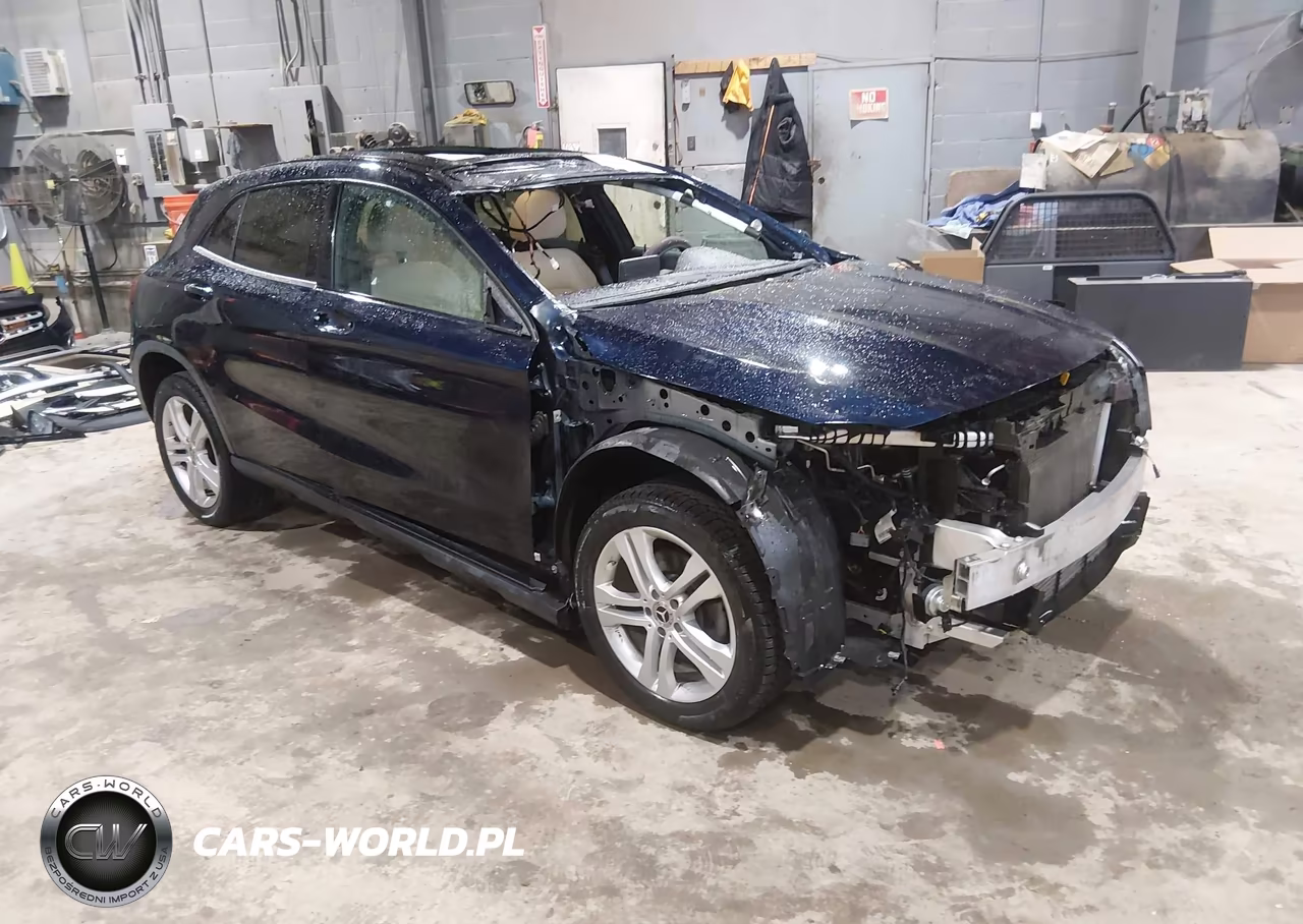 2019 Mercedes-Benz Gla 250 4Matic – zdjęcie 1 z 17