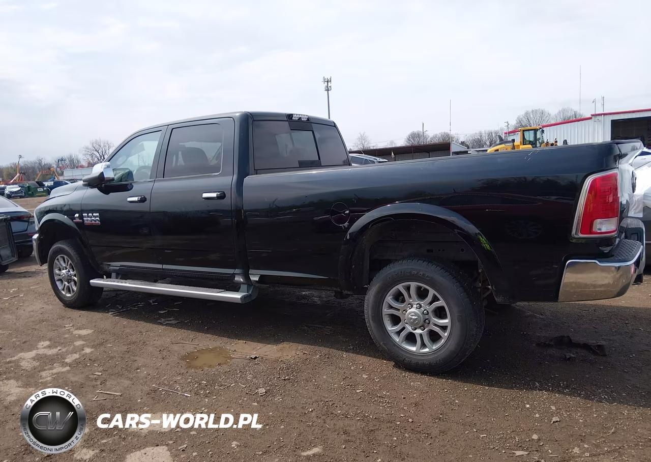 2014 Ram 2500 Laramie VIN:3C6UR5KL1EG110089 - 14