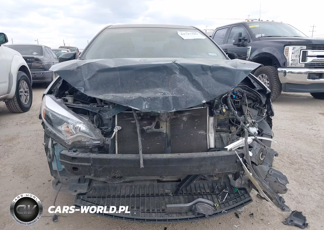 2016 Toyota Corolla Le Premium VIN:2T1BURHE6GC688894 - 13