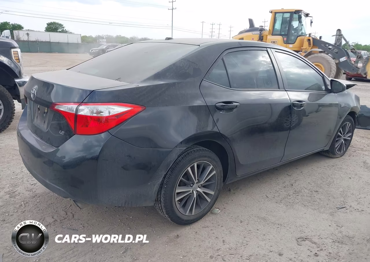 2016 Toyota Corolla Le Premium VIN:2T1BURHE6GC688894 - 4