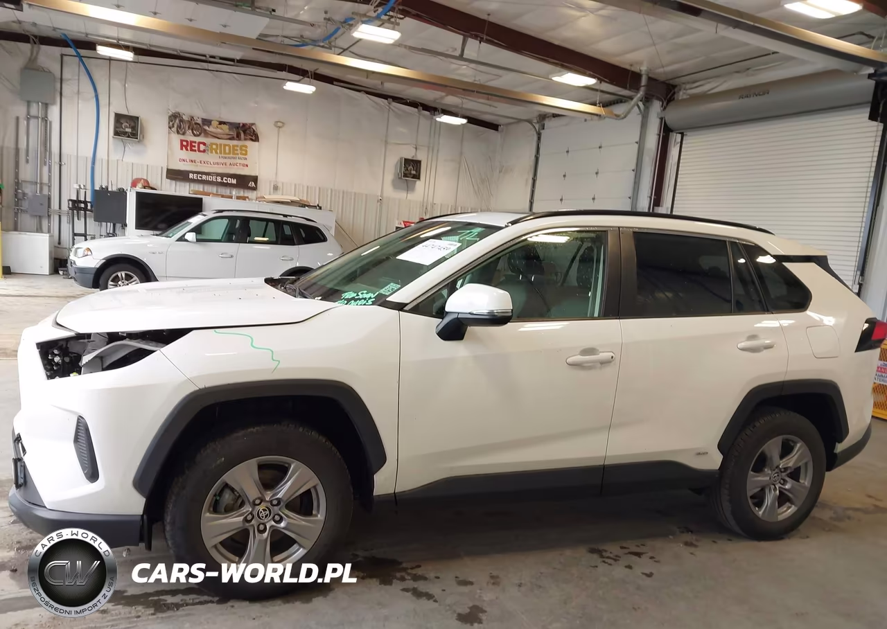 2024 Toyota Rav4 Hybrid Xle VIN:JTMRWRFV5RD216543 - 14