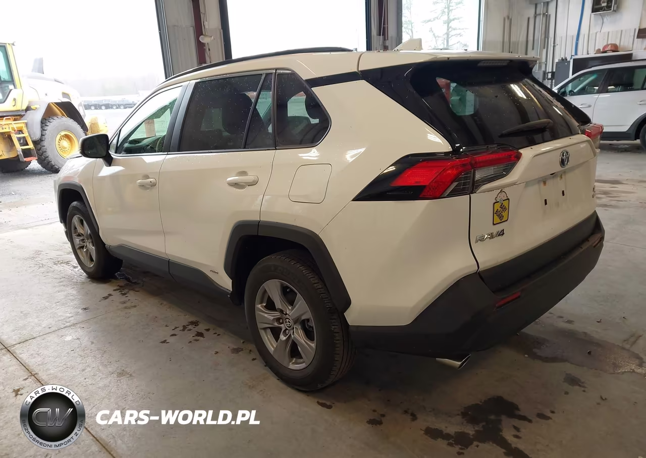 2024 Toyota Rav4 Hybrid Xle VIN:JTMRWRFV5RD216543 - 3