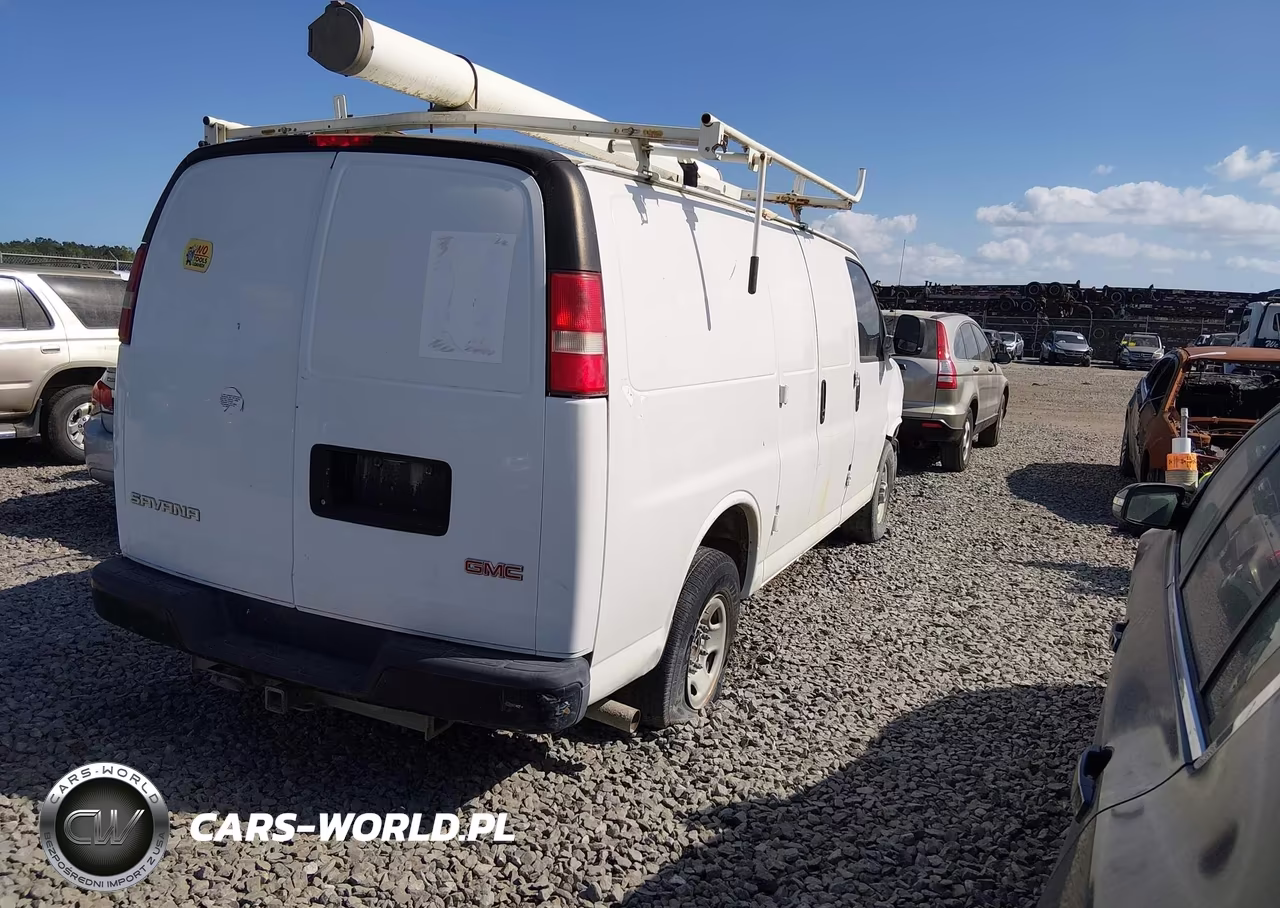 2017 GMC Savana 2500 Work Van VIN:1GTW7AFFXH1138173 - 4