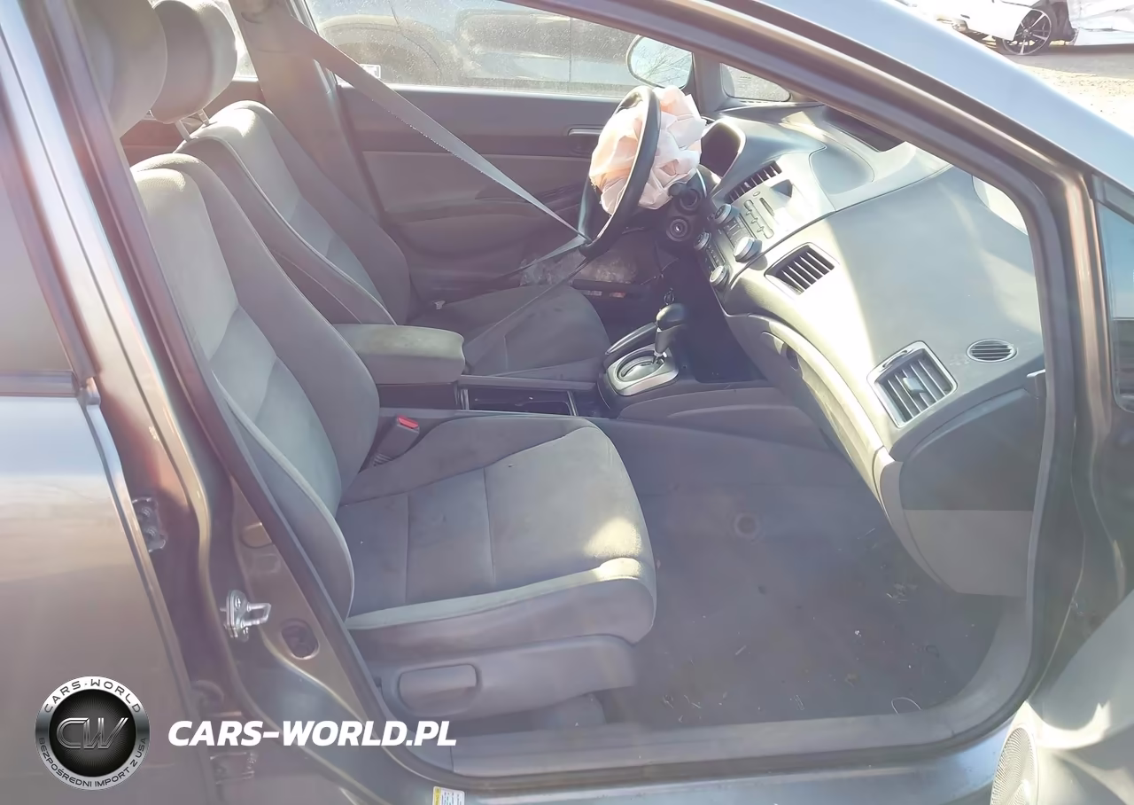 2008 Honda Civic Lx VIN:2HGFA165X8H333511 - 5