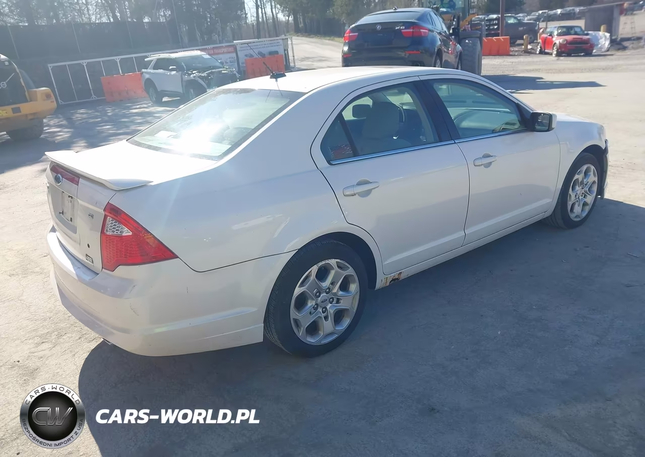 2010 Ford Fusion Se VIN:3FAHP0HG4AR182096 - 4