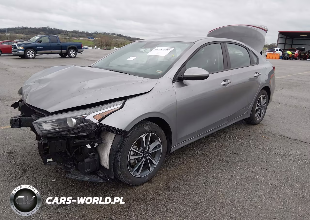2024 Kia Forte Lxs VIN:3KPF24AD2RE780312 - 2