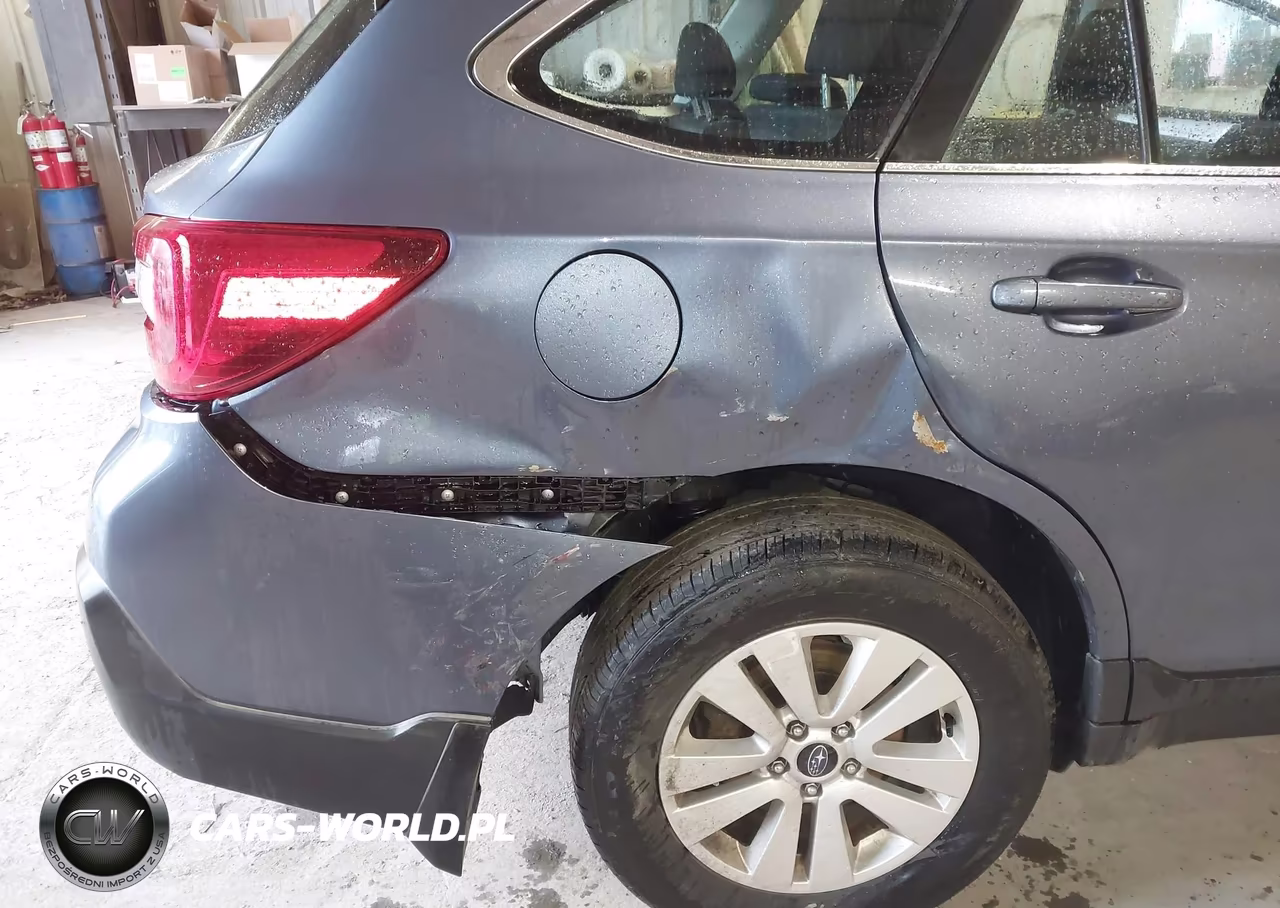 2018 Subaru Outback 2.5I VIN:4S4BSAAC7J3267908 - 17
