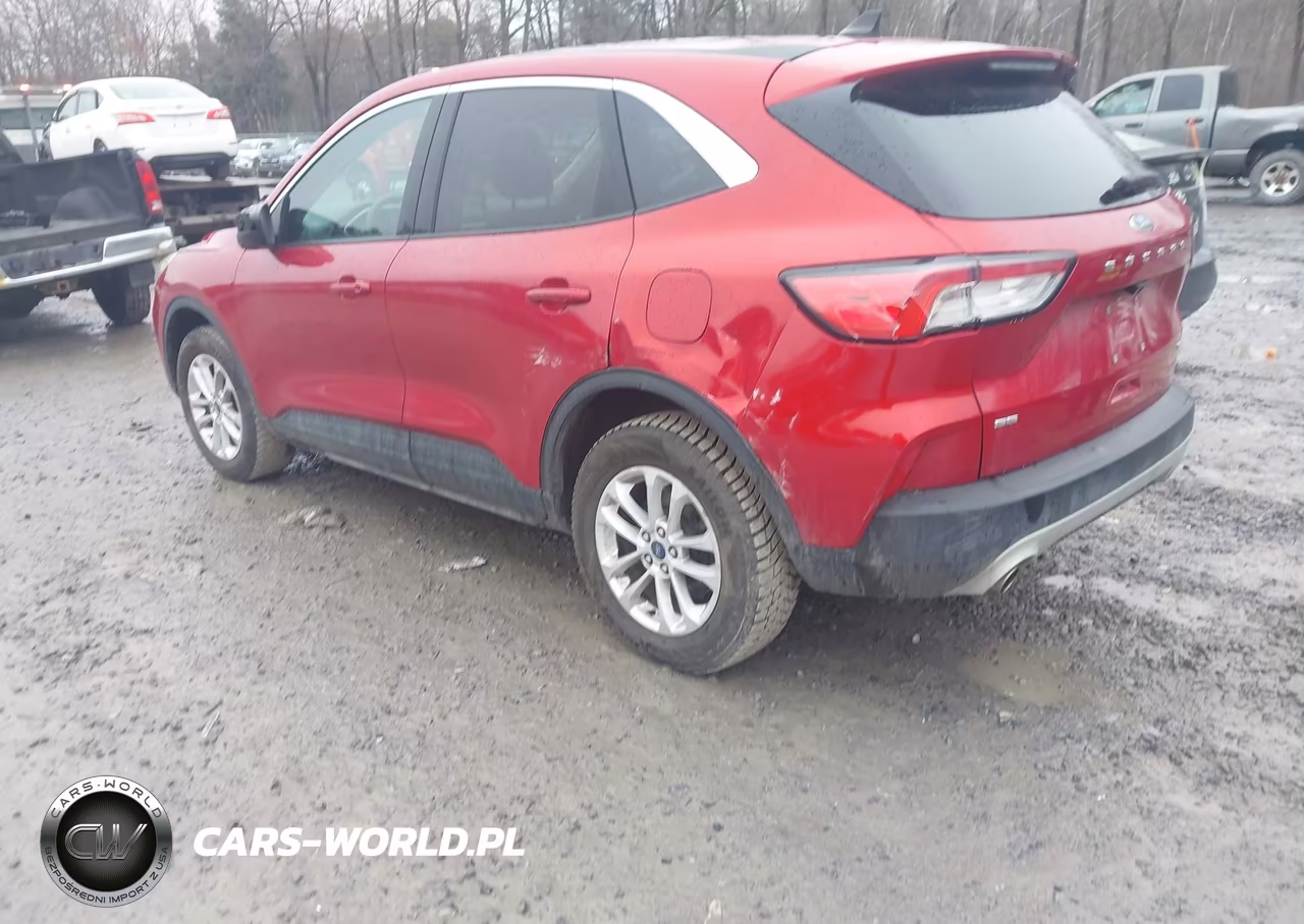 2020 Ford Escape Se VIN:1FMCU9G6XLUA90539 - 3