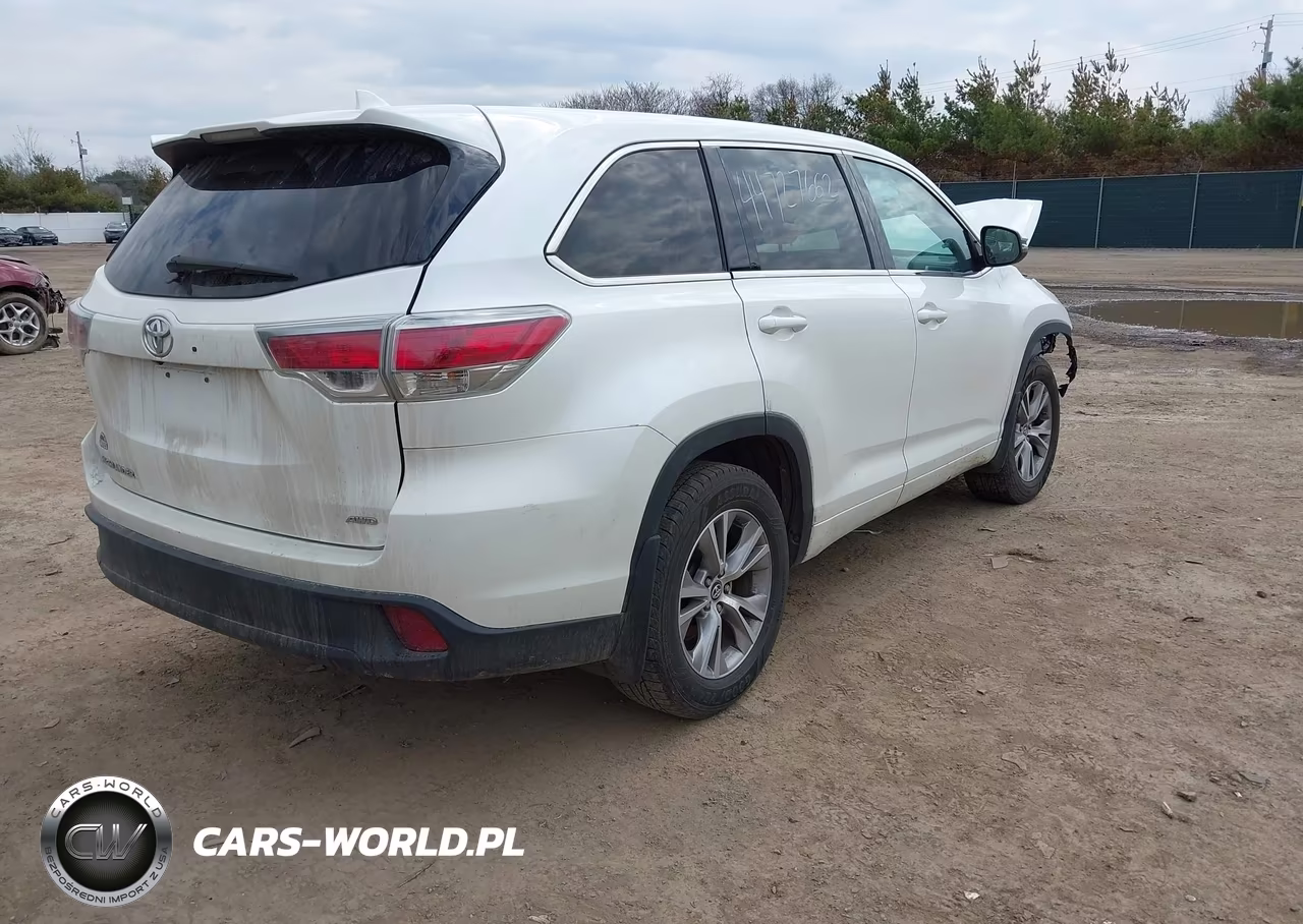 2016 Toyota Highlander Le Plus V6 VIN:5TDBKRFH7GS344856 - 4