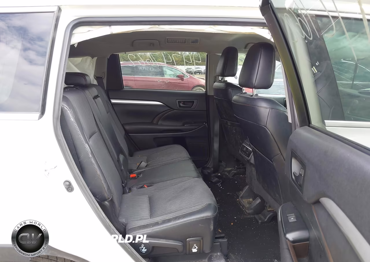 2016 Toyota Highlander Le Plus V6 VIN:5TDBKRFH7GS344856 - 8