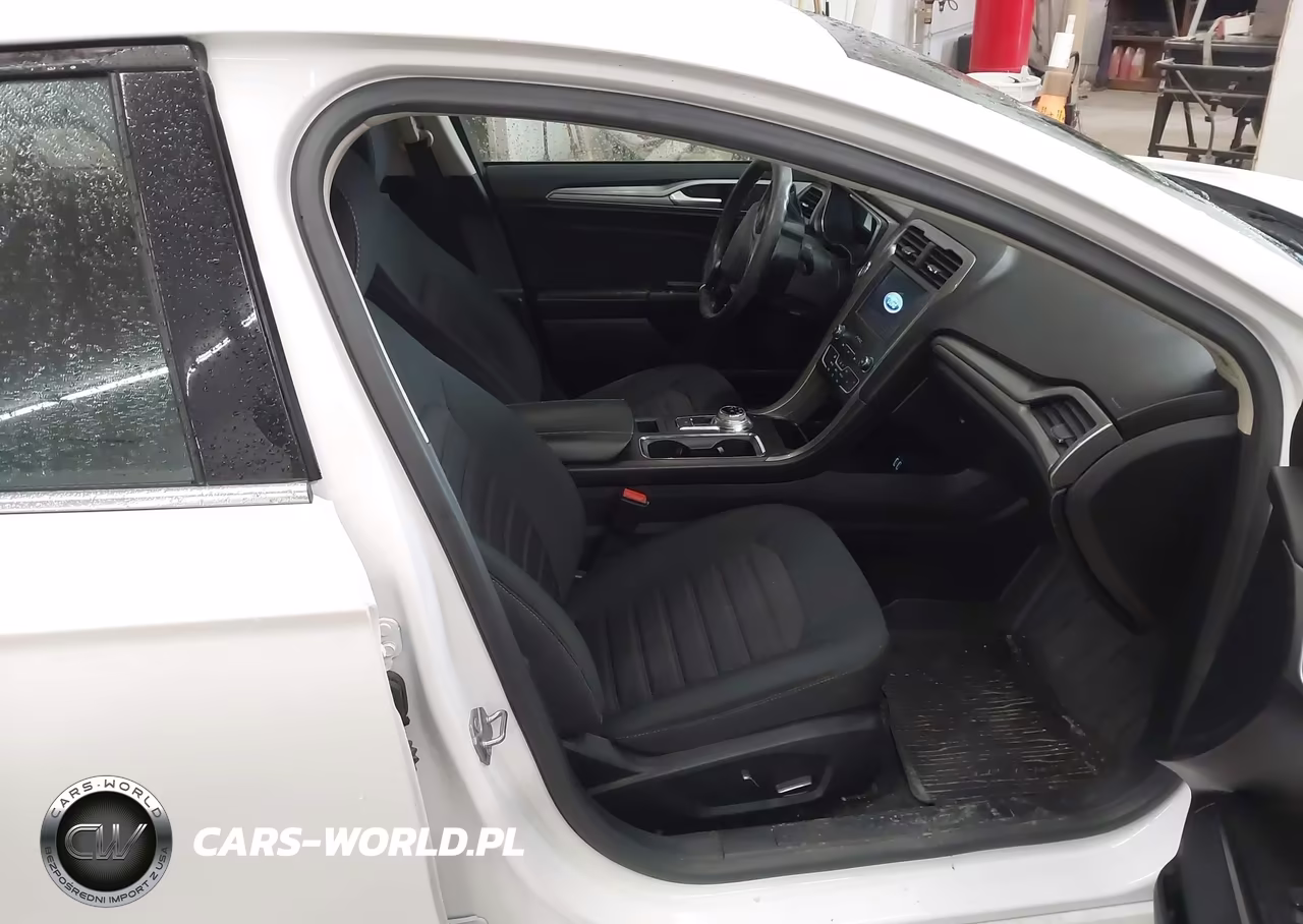 2019 Ford Fusion Se VIN:3FA6P0T94KR286542 - 5