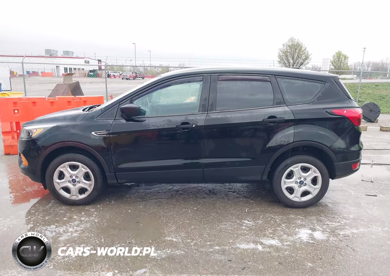 2019 Ford Escape S VIN:1FMCU0F76KUC45852 - 14