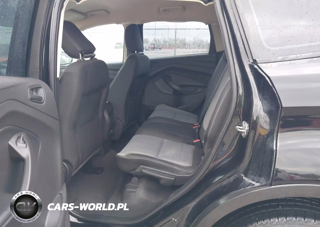 2019 Ford Escape S VIN:1FMCU0F76KUC45852 - 8