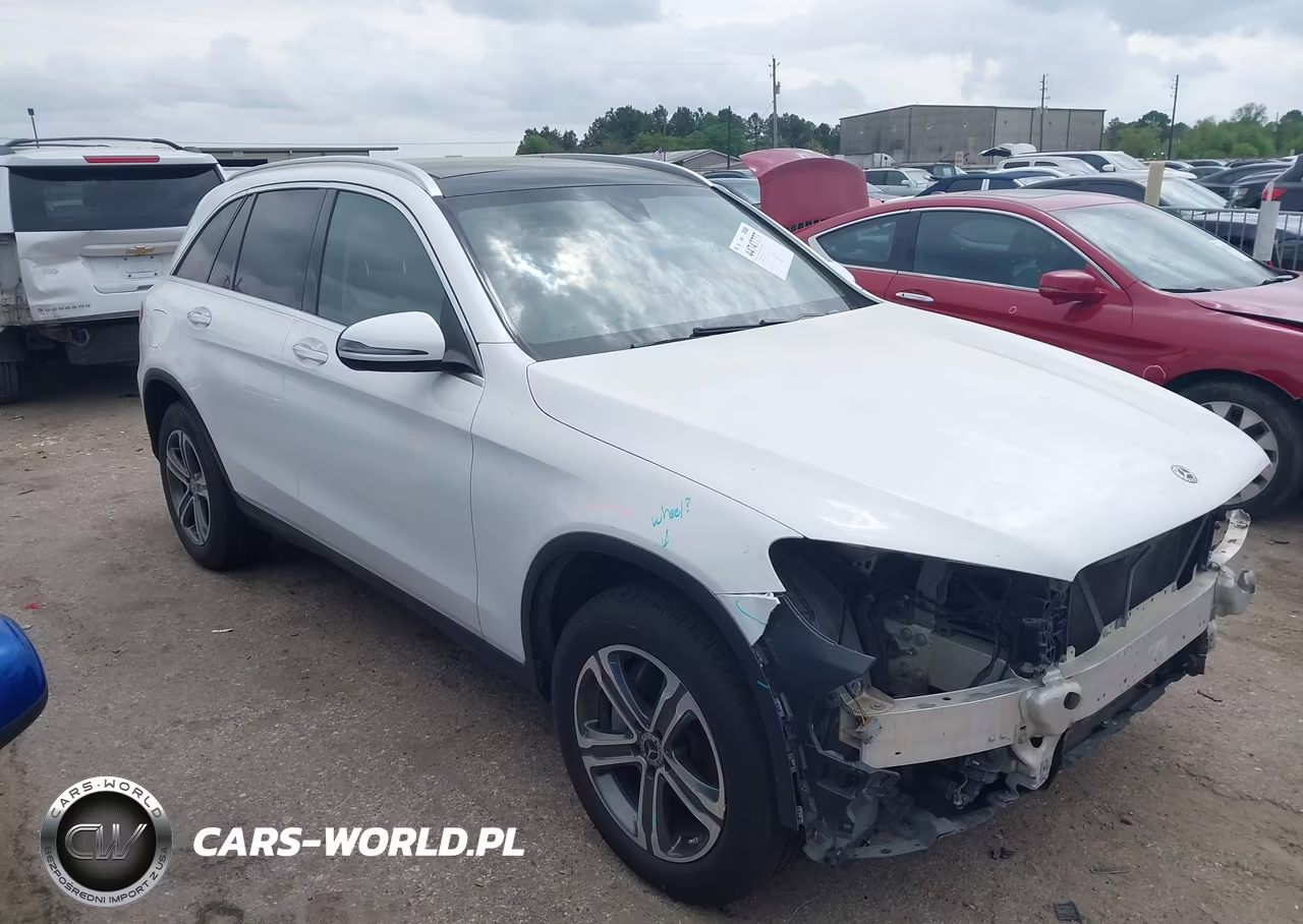 2017 Mercedes-Benz Glc 300 4Matic – zdjęcie 1 z 16