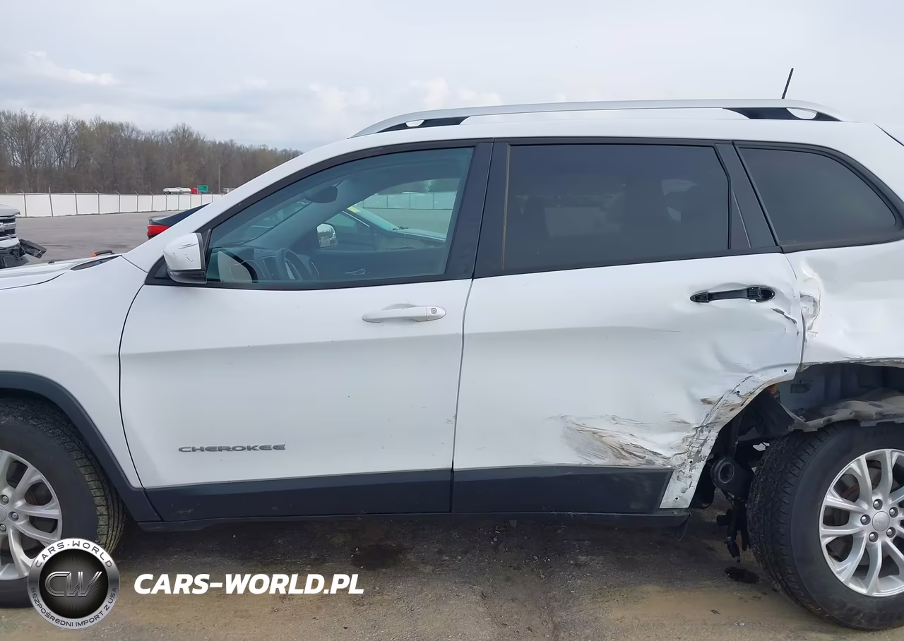 2021 Jeep Cherokee Latitude 4X4 VIN:1C4PJMCB8MD220534 - 15