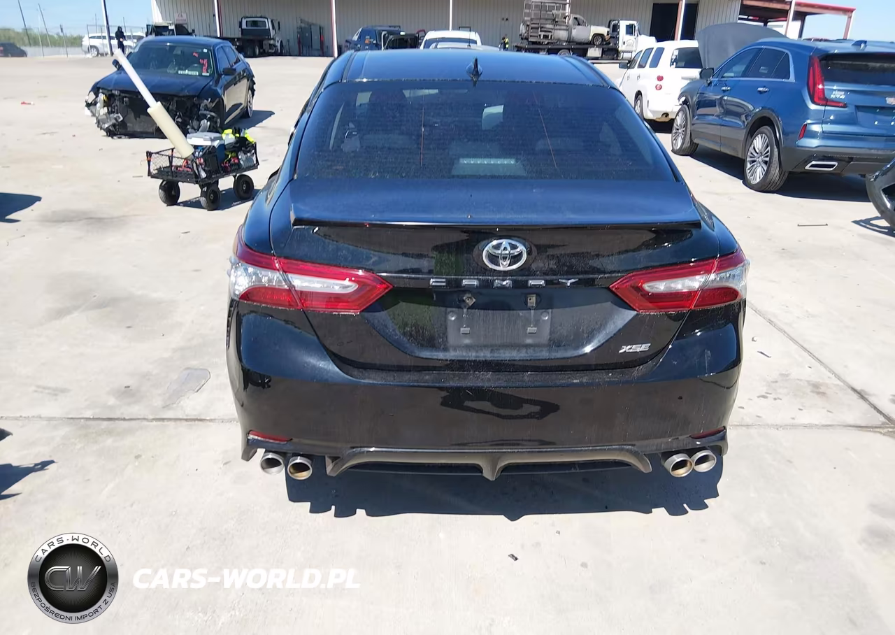 2019 Toyota Camry Xse VIN:4T1B61HK4KU191920 - 16