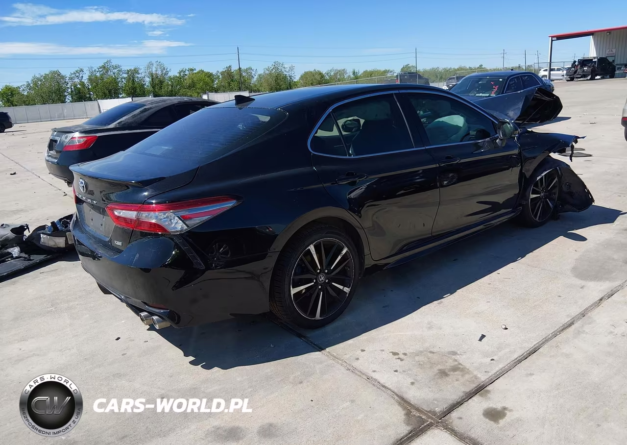 2019 Toyota Camry Xse VIN:4T1B61HK4KU191920 - 4