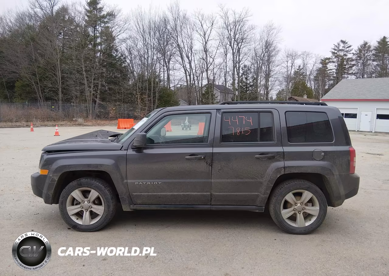 2016 Jeep Patriot Latitude VIN:1C4NJPFA3GD813749 - 15