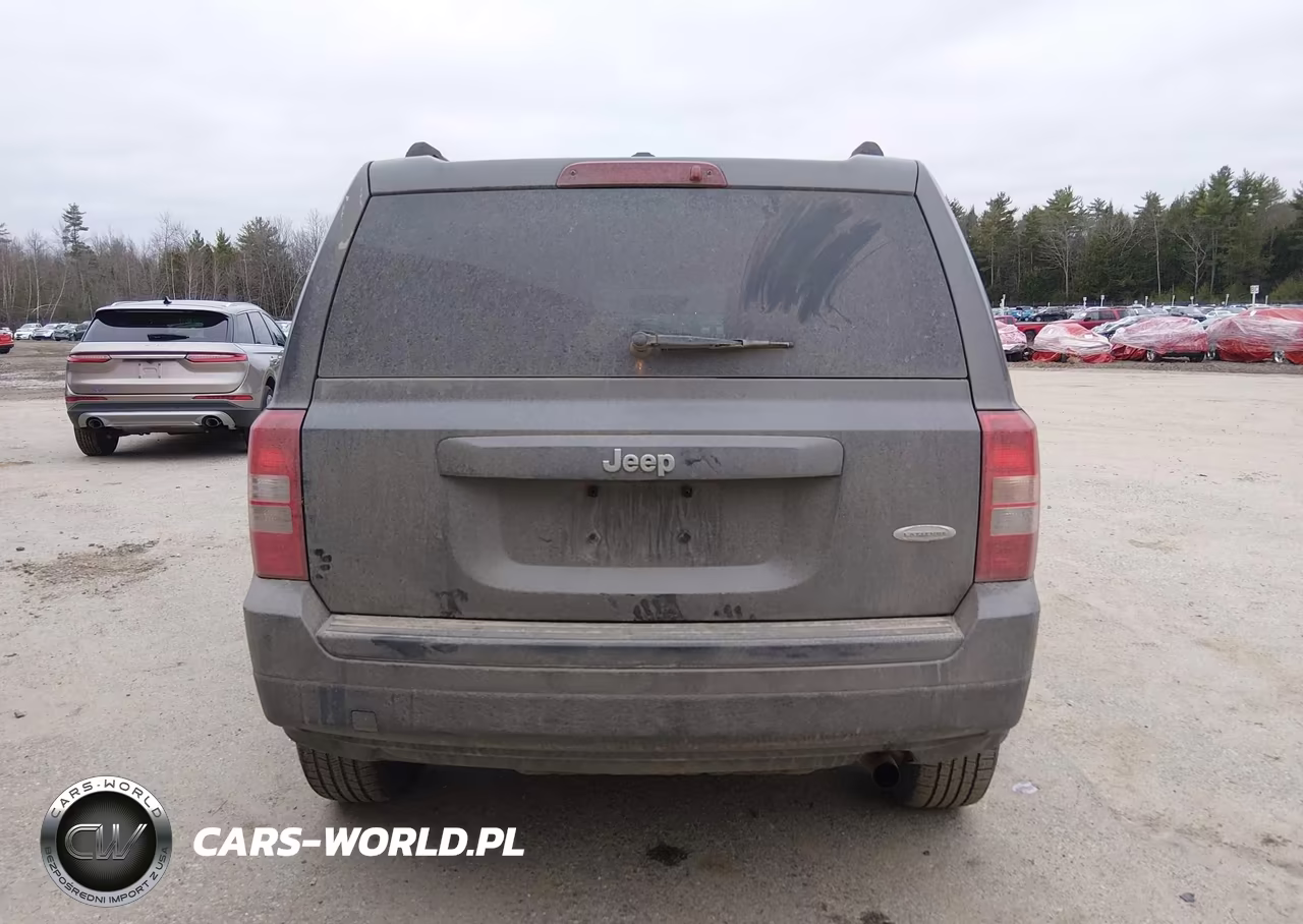 2016 Jeep Patriot Latitude VIN:1C4NJPFA3GD813749 - 17