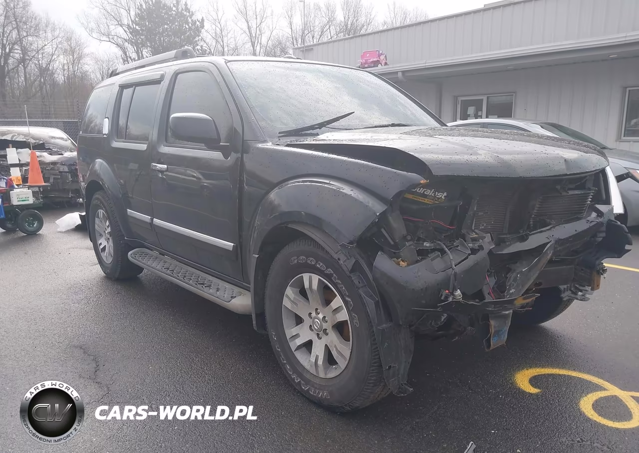 2011 Nissan Pathfinder Silver