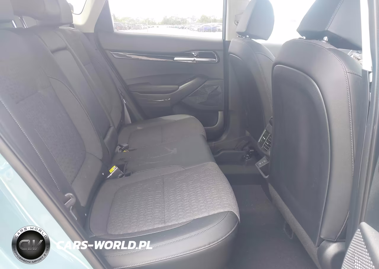 2026 Kia Seltos S VIN:KNDEU2AA3T7912100 - 8