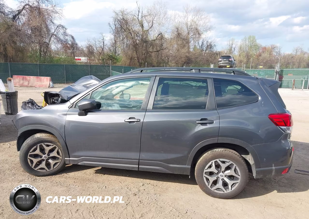 2020 Subaru Forester Premium VIN:JF2SKAGC2LH482664 - 14