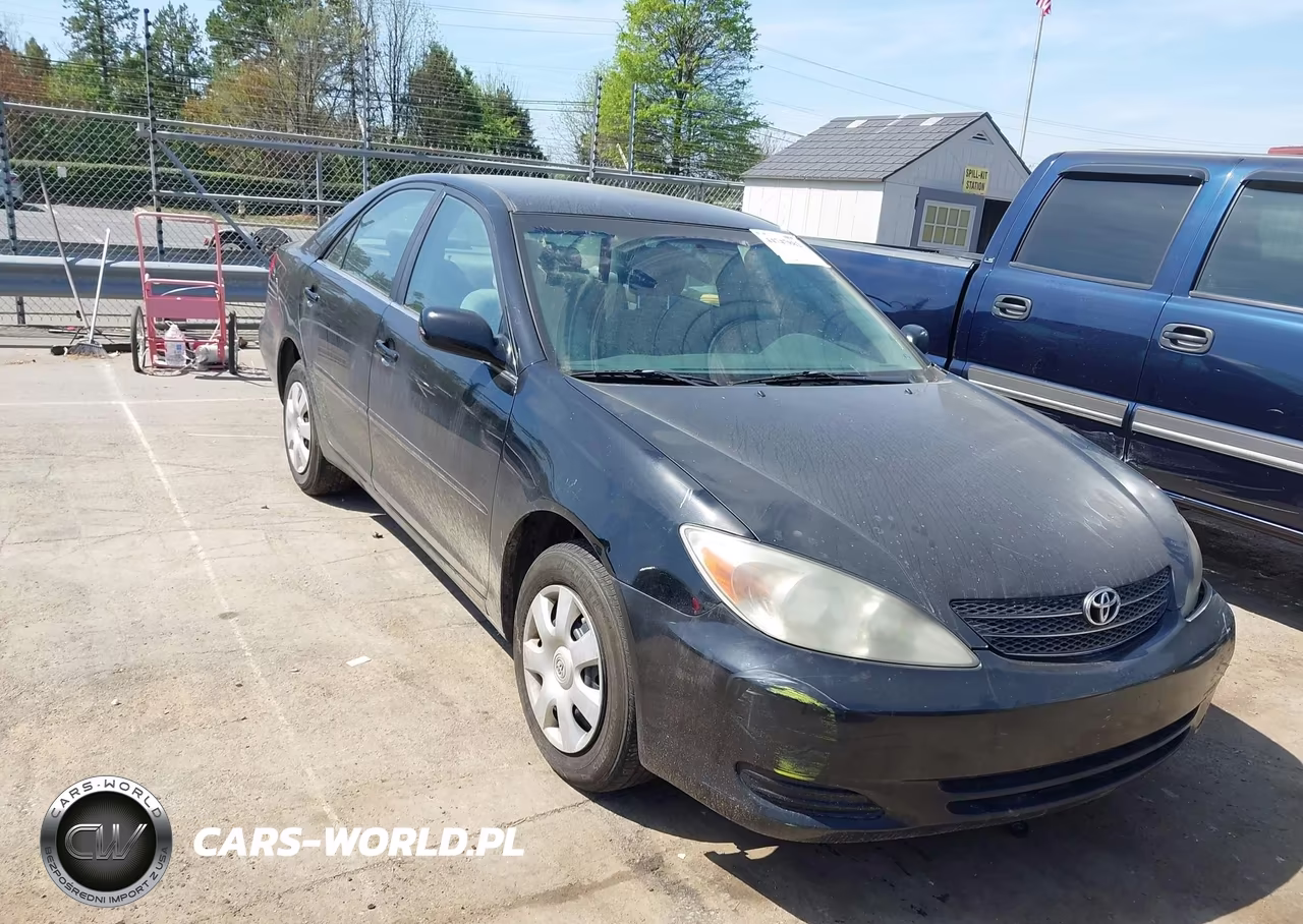 2004 Toyota Camry Le