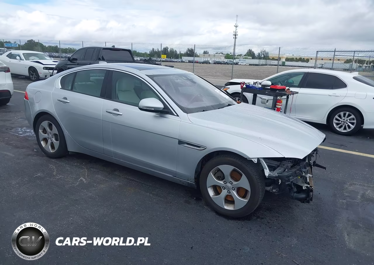 2017 Jaguar Xe 25T