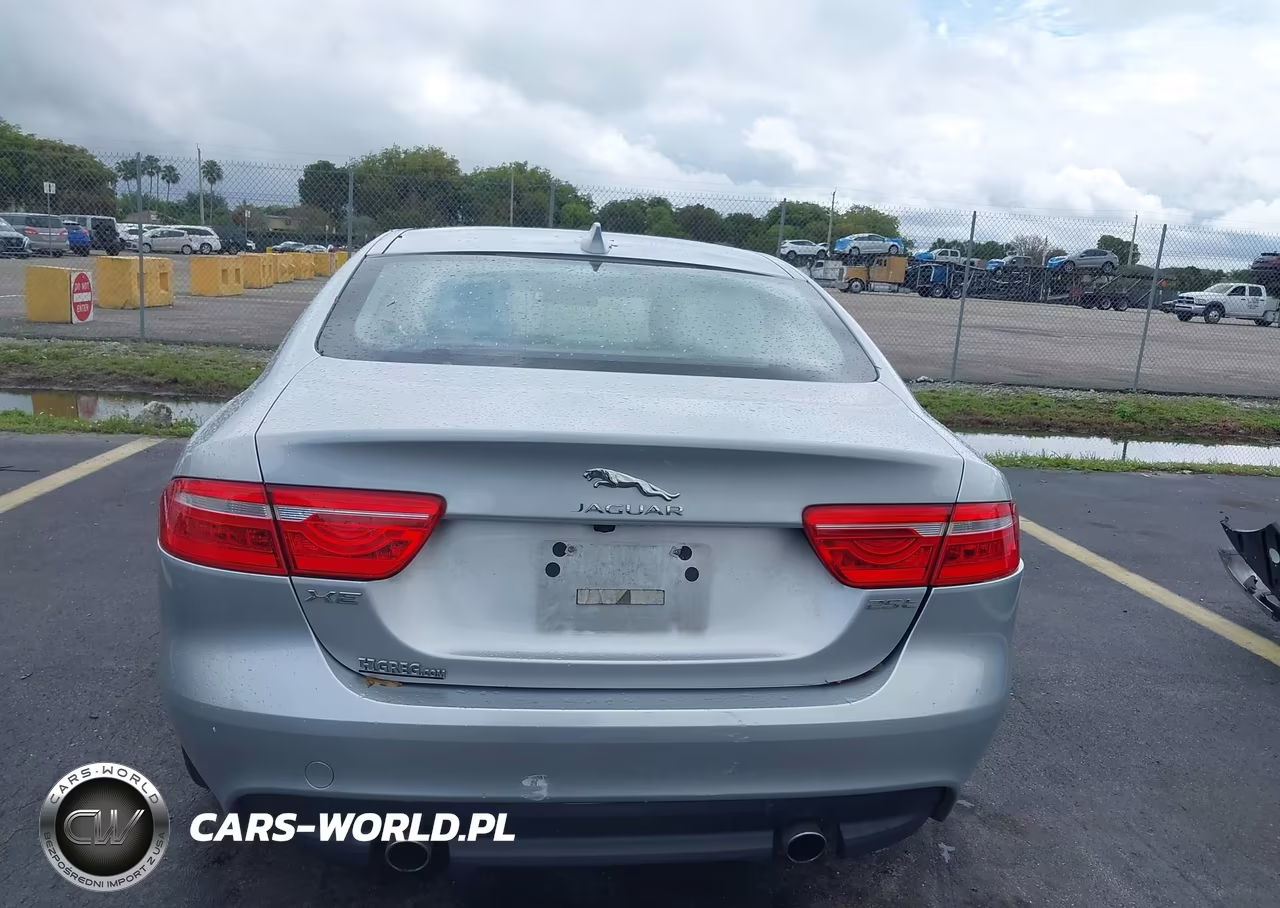 2017 Jaguar Xe 25T VIN:SAJAR4BG5HA973264 - 17
