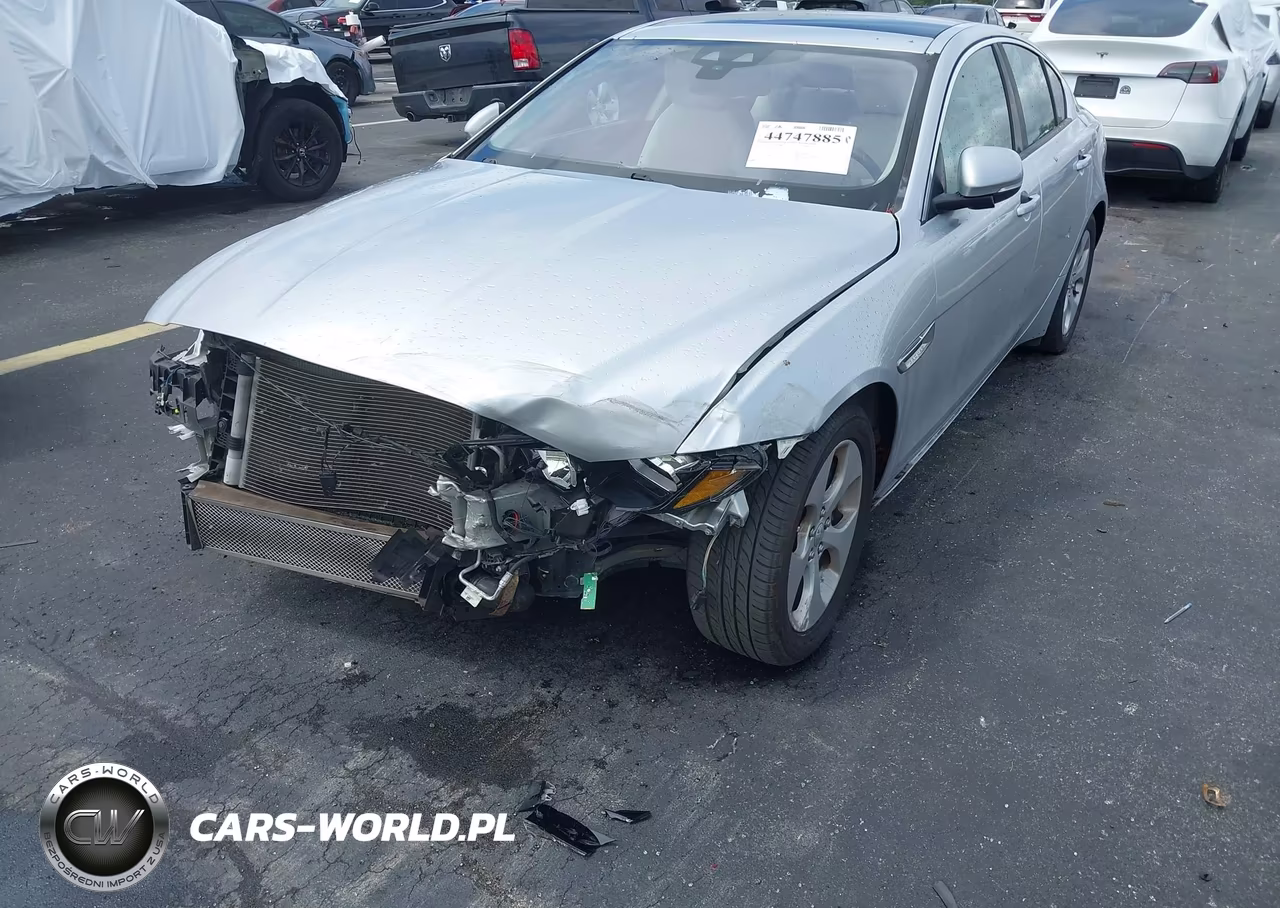 2017 Jaguar Xe 25T VIN:SAJAR4BG5HA973264 - 6
