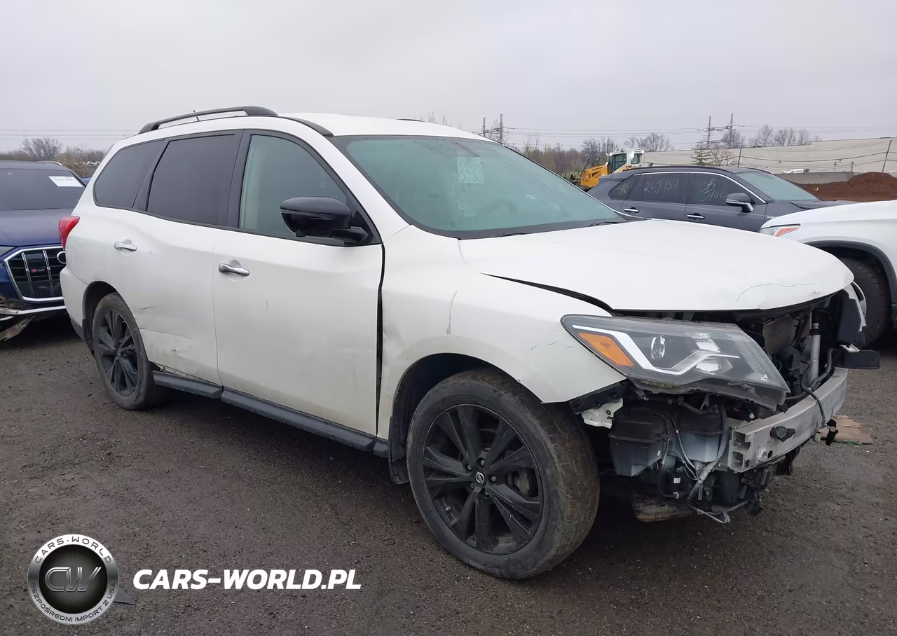 2018 Nissan Pathfinder Sl
