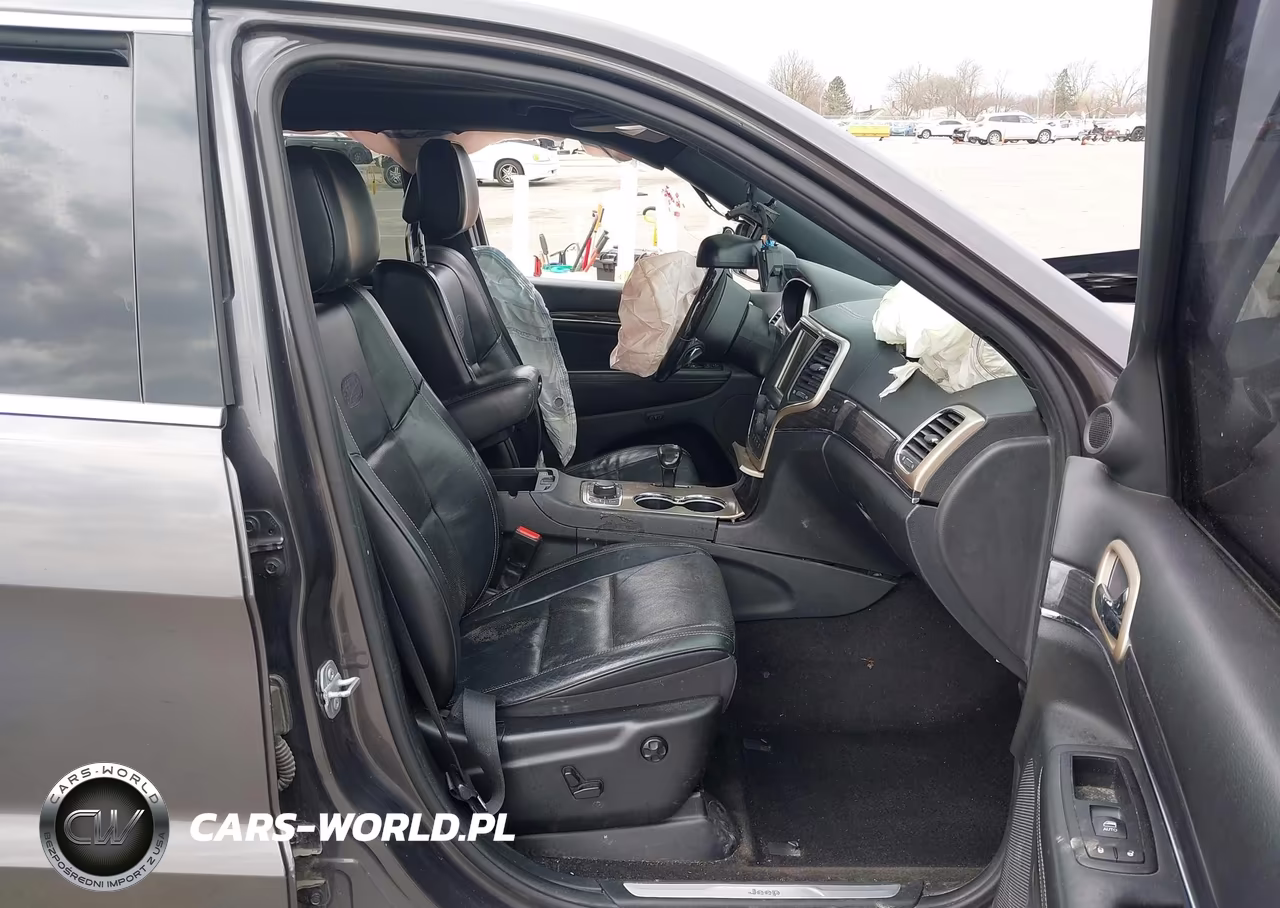 2015 Jeep Grand Cherokee Overland VIN:1C4RJFCT9FC831291 - 5